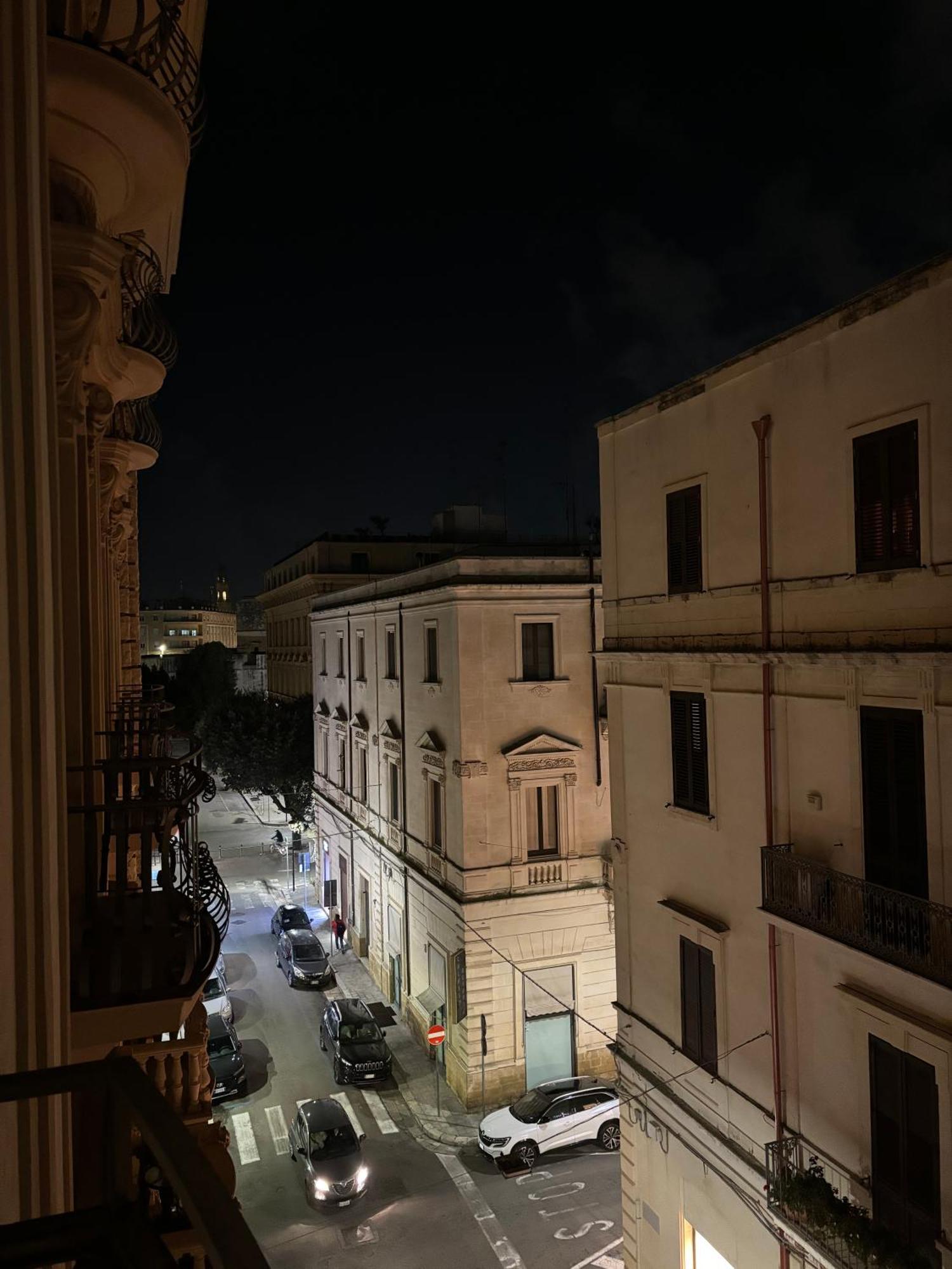 Tamborino Balcony Apartment - Salento Apartments Collection Lecce Buitenkant foto